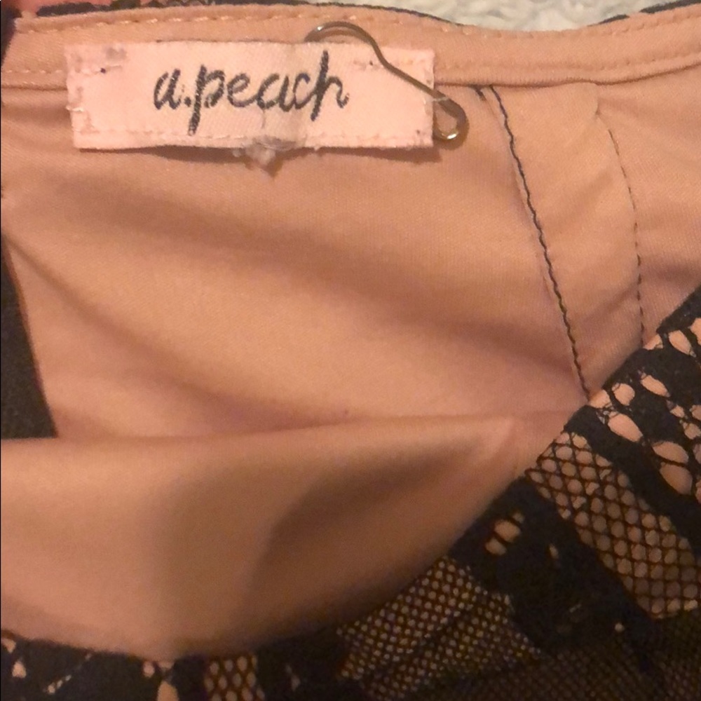 Lace mini skirt + lace top - Picture 7 of 7